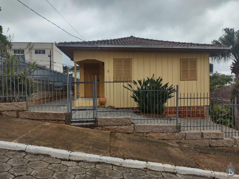 Casa Código 14111 Aluguel Anual no bairro Centro na cidade de Urussanga