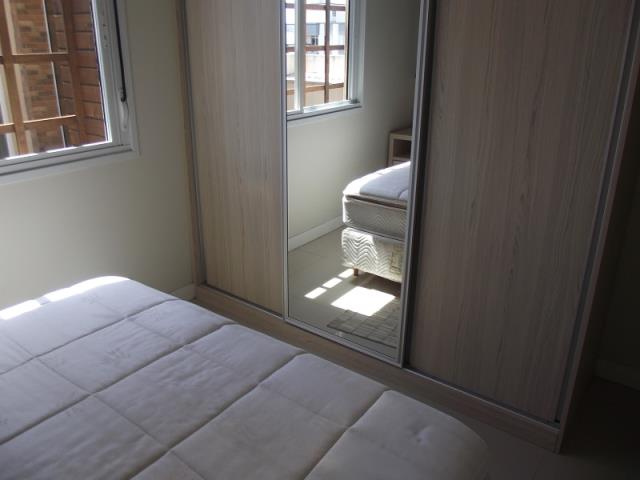 Quarto Suíte com armários