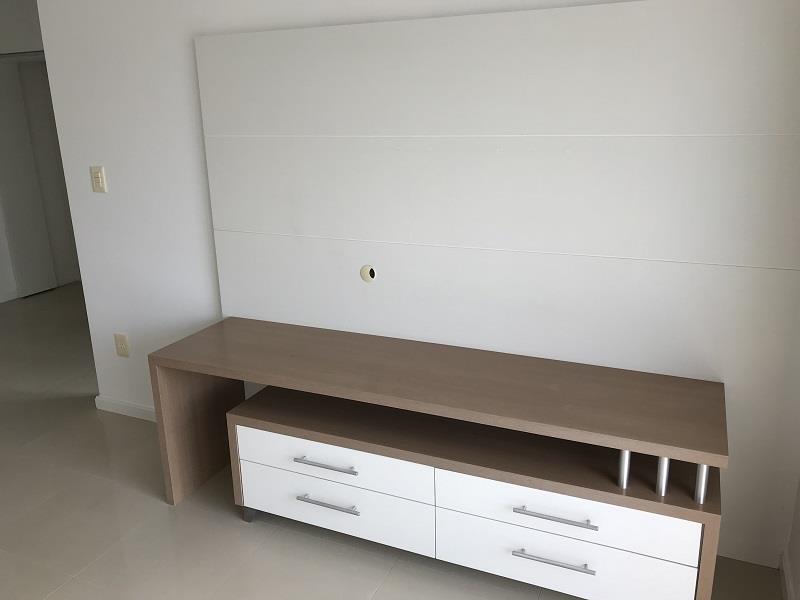 Sala com painel