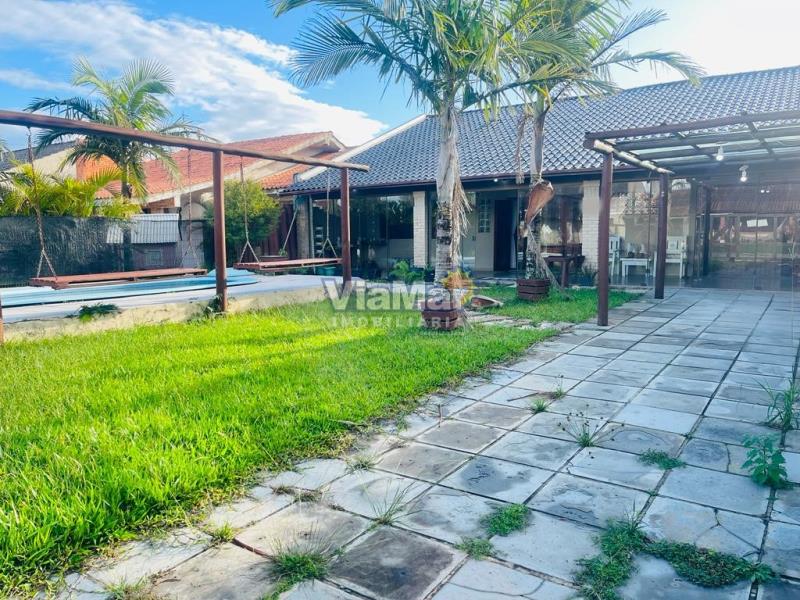 Casa Código 3014 a Venda no bairro Centro na cidade de Imbé