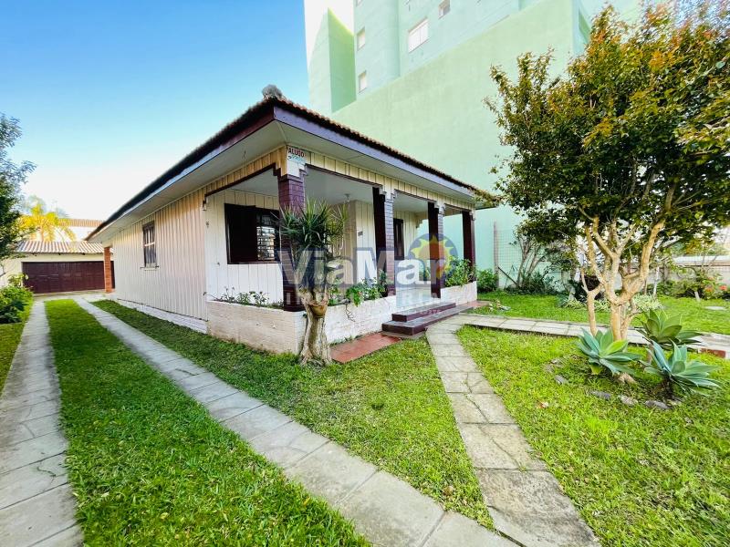 Casa Código 7516 a Venda  no bairro Centro na cidade de Tramandaí