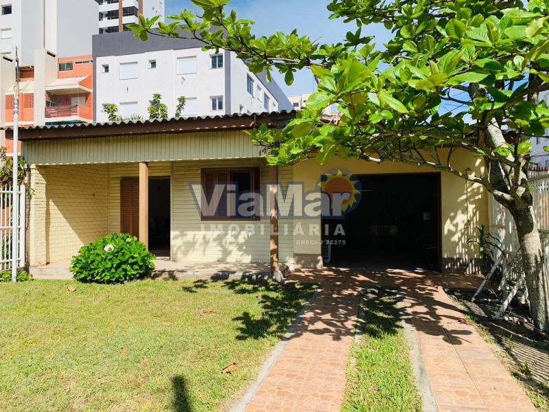 Casa Código 8544 a Venda  no bairro Centro na cidade de Tramandaí