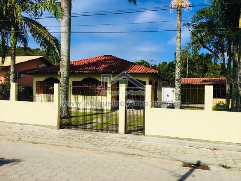 Casa Codigo 3000 para Locacao  no bairro Ponta das  Canas na cidade de Florianópolis