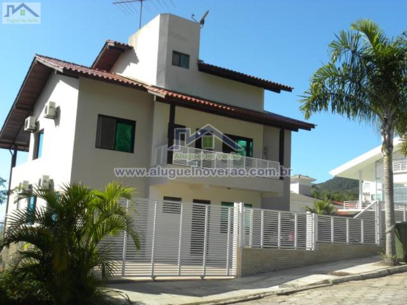 Casa Codigo 1000 para temporada no bairro Praia Brava na cidade de Florianópolis Condominio 