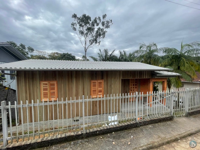Casa Código 13534 Aluguel Anual no bairro Das Damas na cidade de Urussanga