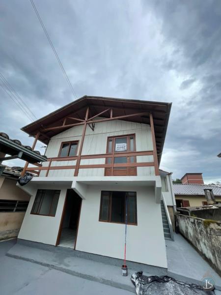 Casa Código 13829 para alugar no bairro Estaçãona cidade de Urussanga