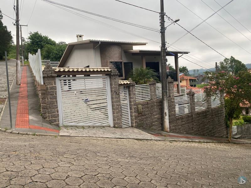Casa Código 14183 Aluguel Anual e Venda no bairro Figueira na cidade de Urussanga