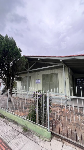 Casa Código 12834 para Locação no bairro Santista na cidade de Orleans