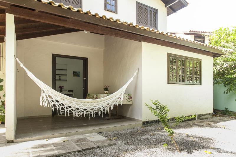 Apartamento Código 156Temporada no bairro Cachoeira do Bom Jesus na cidade de Florianópolis