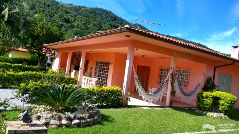 Casa Código 226Temporada no bairro Cachoeira do Bom Jesus na cidade de Florianópolis