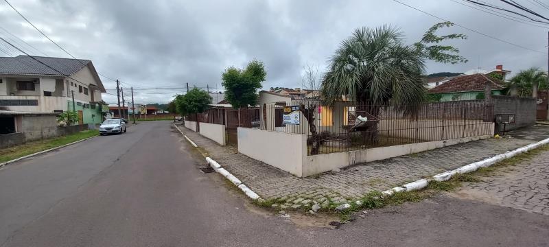 Casa Código 7317 a Venda no bairro Nossa Senhora Medianeira na cidade de Santa Maria