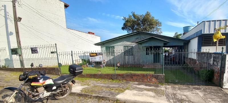 Casa Código 7379 a Venda no bairro Itararé na cidade de Santa Maria