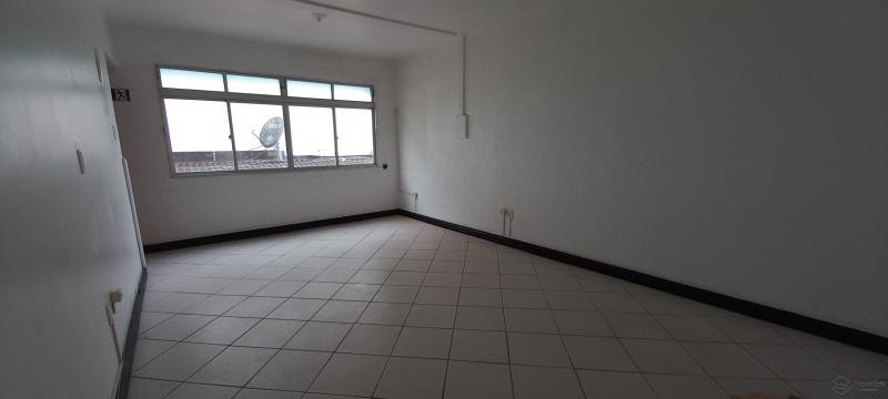 Sala Código 7589 a Venda no bairro Centro na cidade de Santa Maria Condominio central de clinicas