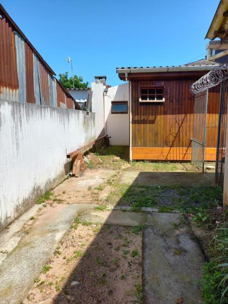 Casa Código 7614 para alugar no bairro Centro na cidade de Santa Maria