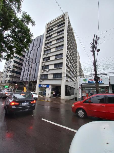 Sala Código 7776 a Venda no bairro Centro na cidade de Santa Maria Condominio condomínio profissional pinheiro machado