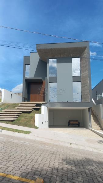 Casa Código 7813 a Venda no bairro Tomazetti na cidade de Santa Maria Condominio condomínio real park