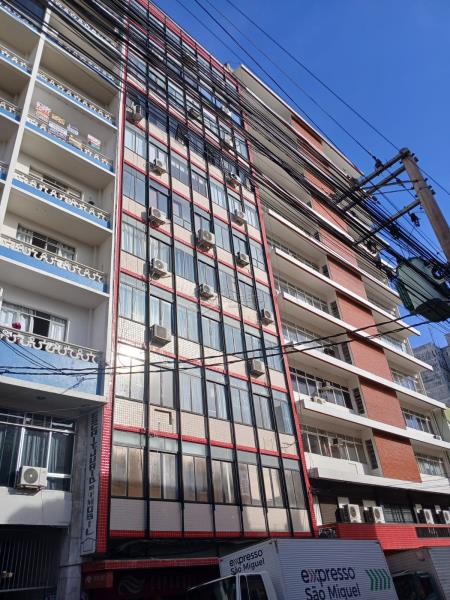 Sala-Codigo-7941-a-Venda-no-bairro-Centro-na-cidade-de-Santa-Maria