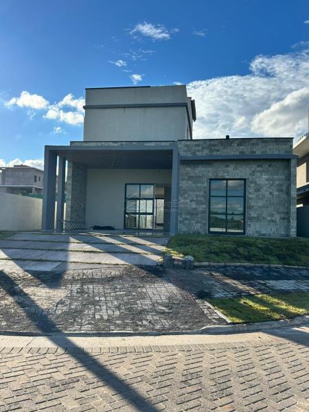 Casa Código 8043 a Venda no bairro Camobi na cidade de Santa Maria