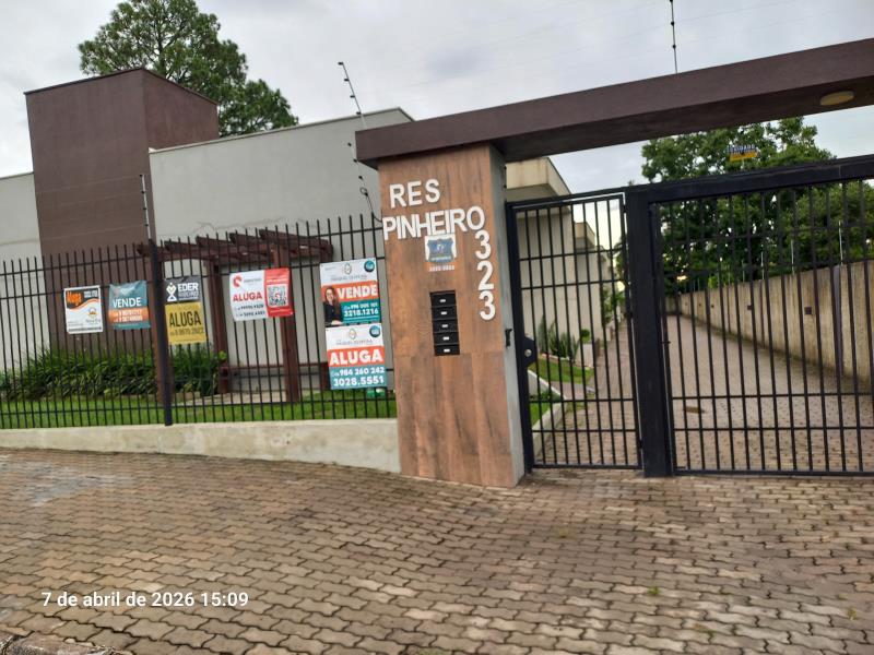 Casa Código 8086 para alugar no bairro Parque Pinheiro Machado na cidade de Santa Maria Condominio residencial pinheiro