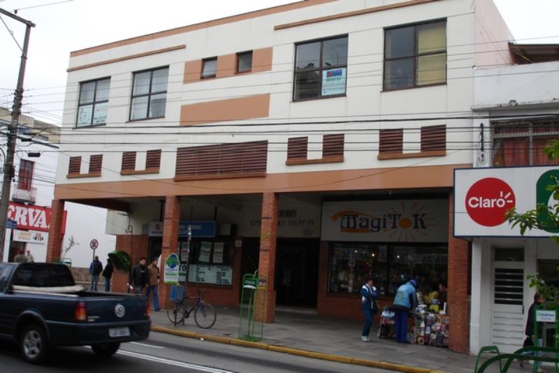 Sala Codigo 1582a Venda no bairro Centro na cidade de Santa Maria