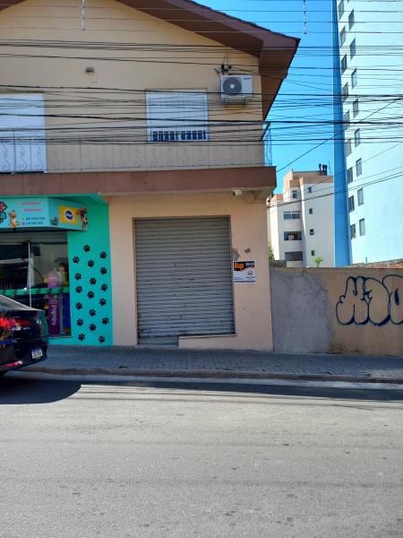 Loja Código 3586 para alugar no bairro Centro na cidade de Santa Maria Condominio edificio diniz garlet