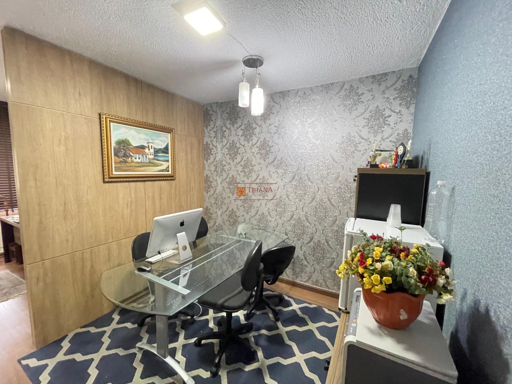 Sala-Codigo-1423-a-Venda-no-bairro-Centro-na-cidade-de-Florianópolis