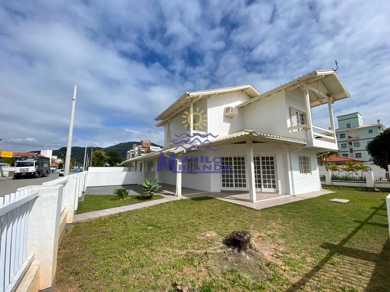 Casa Codigo 25 para locação de temporada no bairro PALMAS na cidade de Governador Celso Ramos