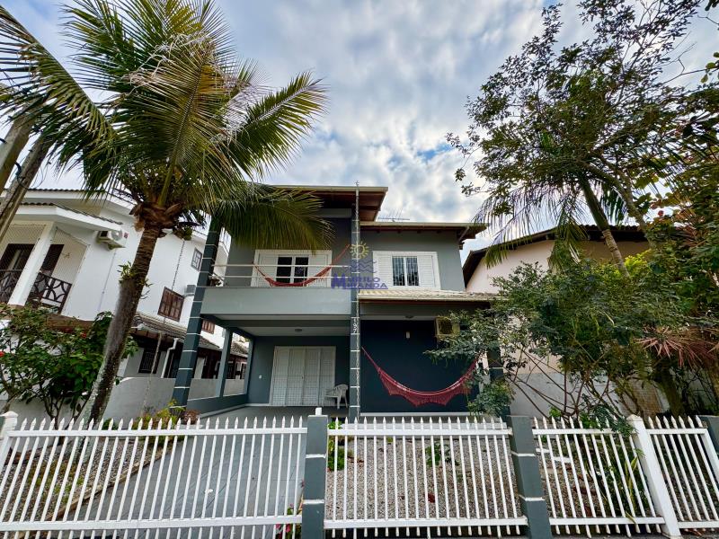 Casa Codigo 53 para aluguel de temporada no bairro PALMAS na cidade de Governador Celso Ramos