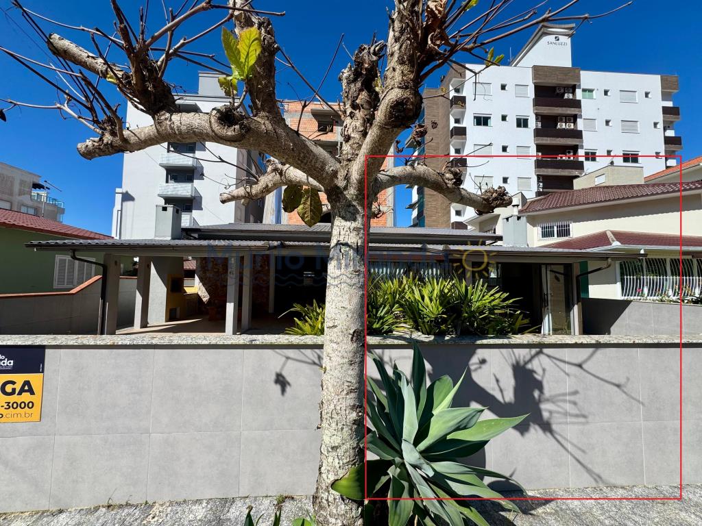 Fachada - CASA GEMINADA