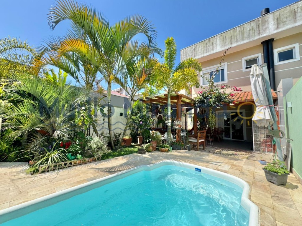 Casa Codigo 114 para aluguel de temporada no bairro PALMAS na cidade de Governador Celso Ramos