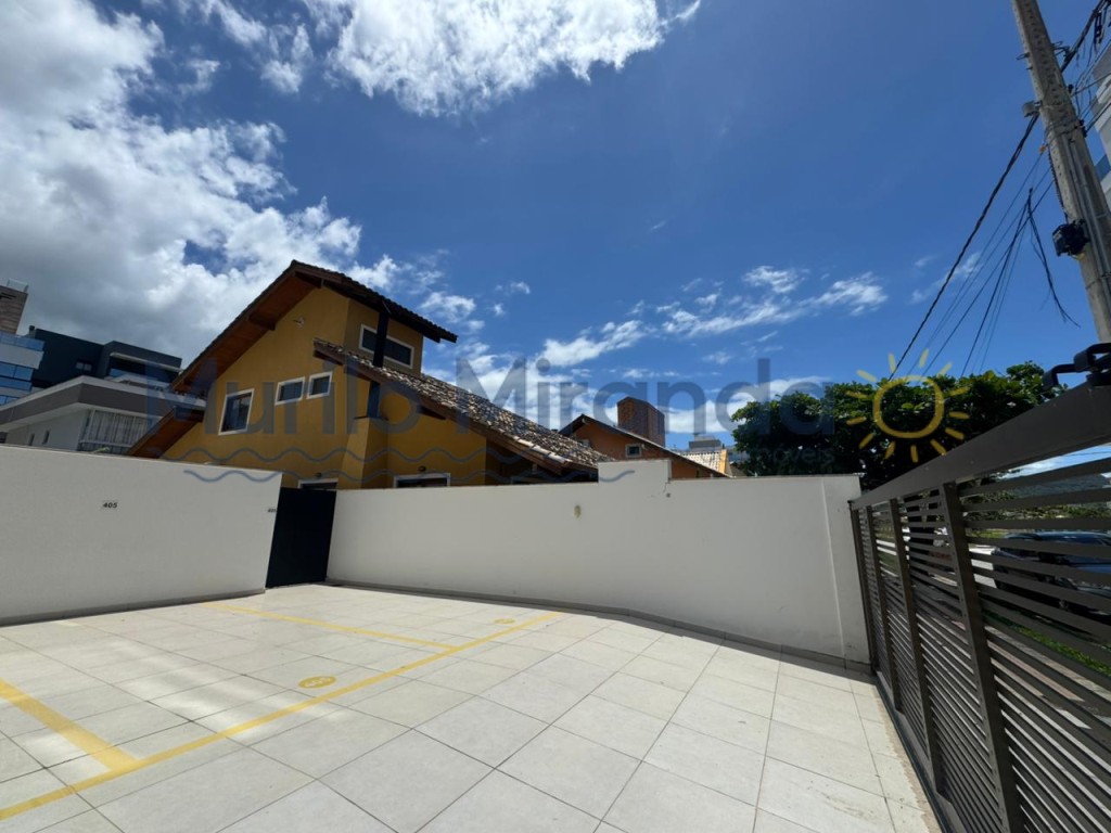 Vaga de garagem descoberta