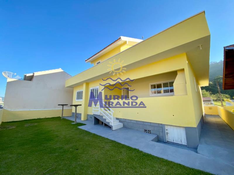 Casa Codigo 195 para aluguel de temporada no bairro PALMAS na cidade de Governador Celso Ramos
