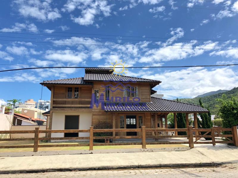 Casa Codigo 36 para locação de temporada no bairro PALMAS na cidade de Governador Celso Ramos