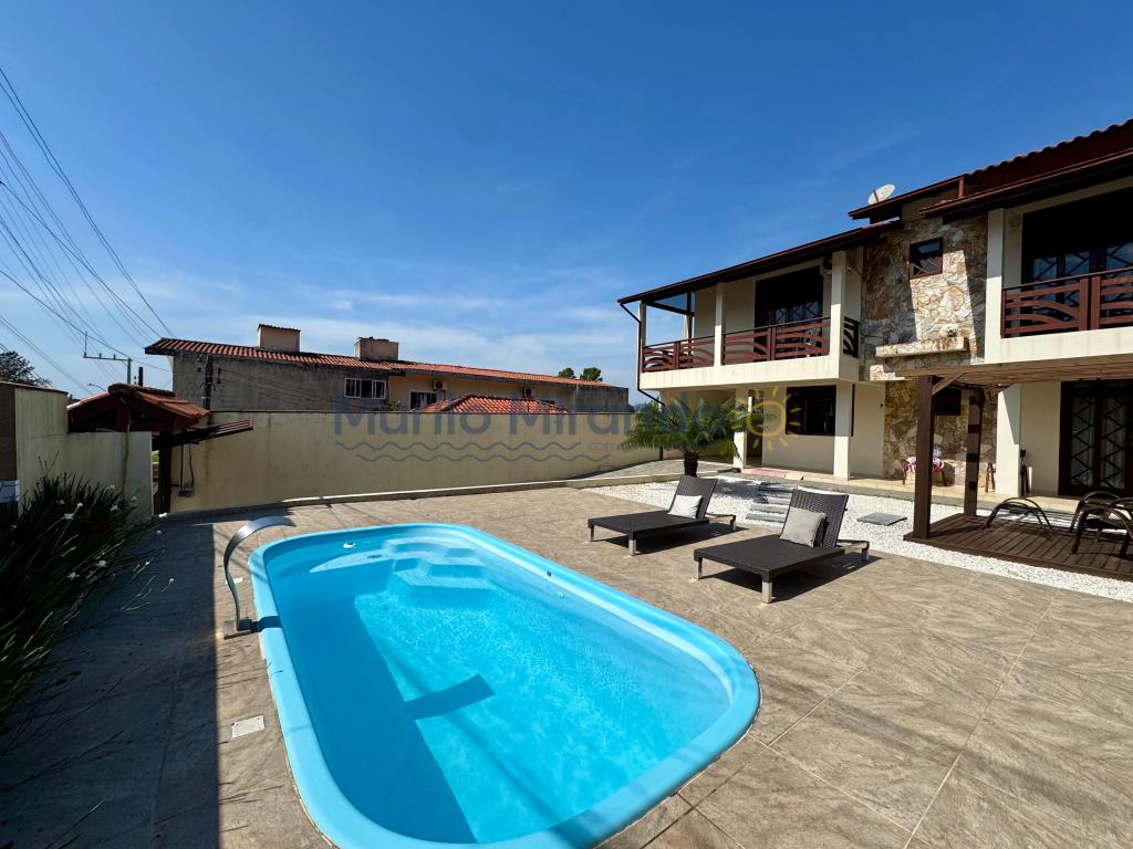 Casa Codigo 7180 a Venda no bairro Fazenda da Armação na cidade de Governador Celso Ramos