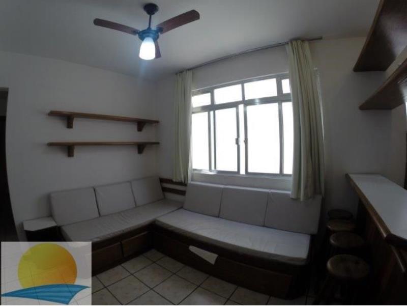 Apartamento com o Código 604 para alugar na temporada no bairro Canasvieiras na cidade de Florianópolis com 1 dormitorio(s) possui 1 garagem(ns) possui 1 banheiro(s)