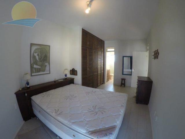 Cobertura com o Código 6883 à Venda no bairro Canasvieiras na cidade de Florianópolis com 3 dormitorio(s) possui 3 garagem(ns) possui 4 banheiro(s)