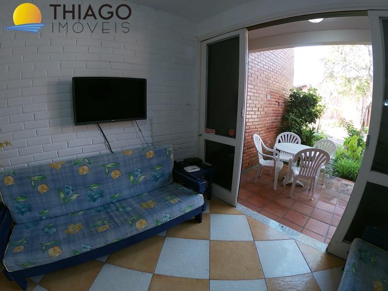Casa Geminada com o Código 3815 à Venda no bairro Canasvieiras na cidade de Florianópolis com 2 dormitorio(s) possui 1 garagem(ns) possui 2 banheiro(s) com área de 55,49 m2