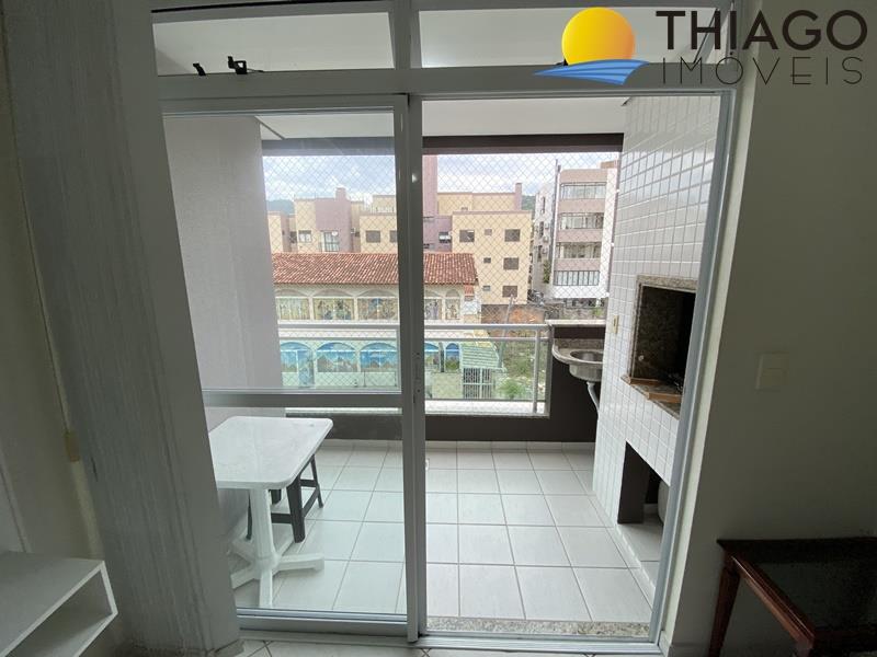 Apartamento com o Código 297 para alugar no bairro Canasvieiras na cidade de Florianópolis com 2 dormitorio(s) possui 1 garagem(ns) possui 2 banheiro(s)