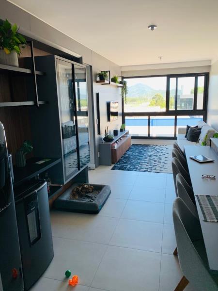 Apartamento com o Código 450 à Venda no bairro Canasvieiras na cidade de Florianópolis com 2 dormitorio(s) possui 1 garagem(ns) possui 1 banheiro(s)