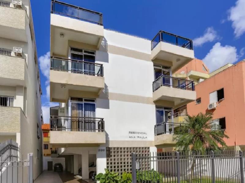 Cobertura com o Código 336301 para alugar na temporada no bairro Canasvieiras na cidade de Florianópolis com 1 dormitorio(s) possui 1 garagem(ns) possui 1 banheiro(s)