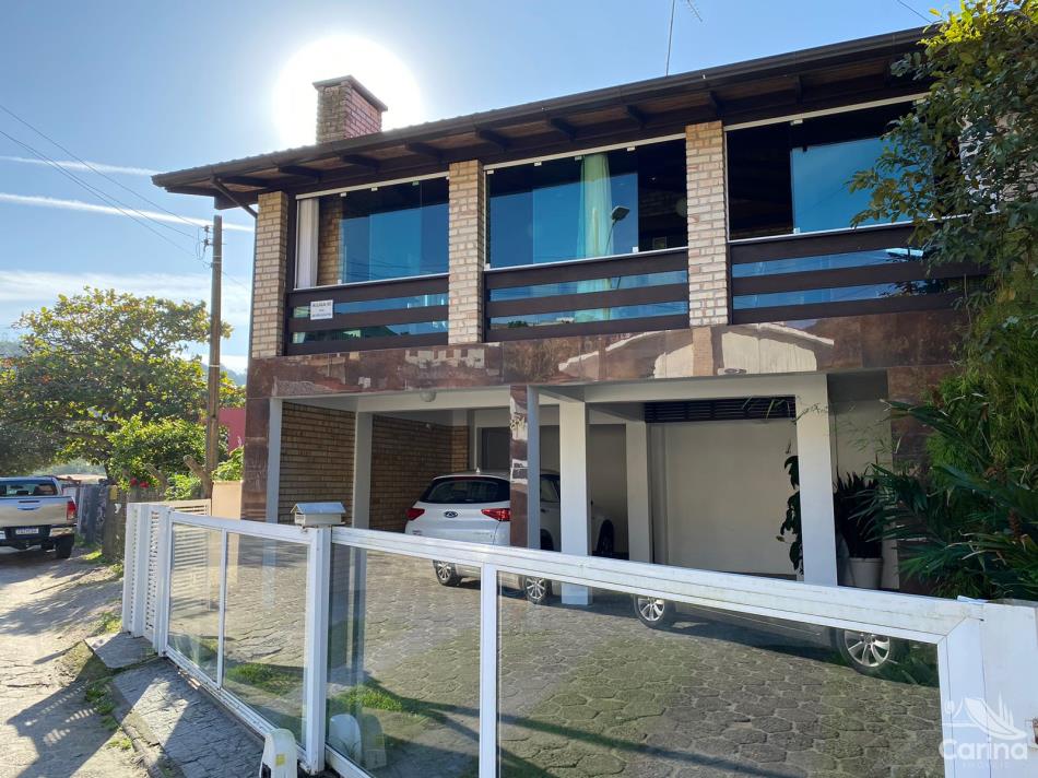 Casa Codigo 160 para temporada no bairro Ganchos de Fora na cidade de Governador Celso Ramos