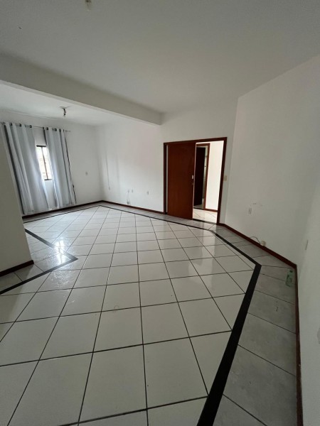 Cobertura Codigo 50 para Locacao no bairro Barro Vermelho na cidade de Orleans