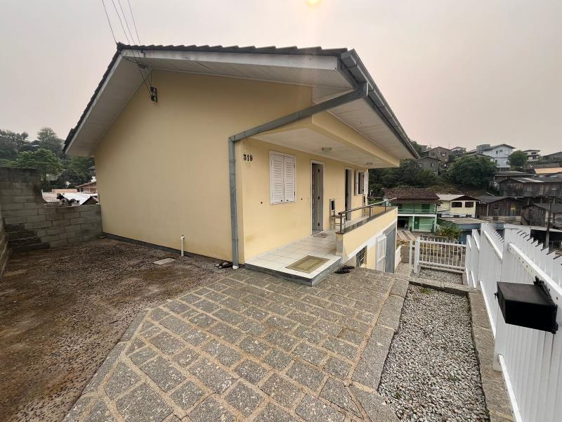 Casa Codigo 162 a Venda no bairro Centro na cidade de Orleans