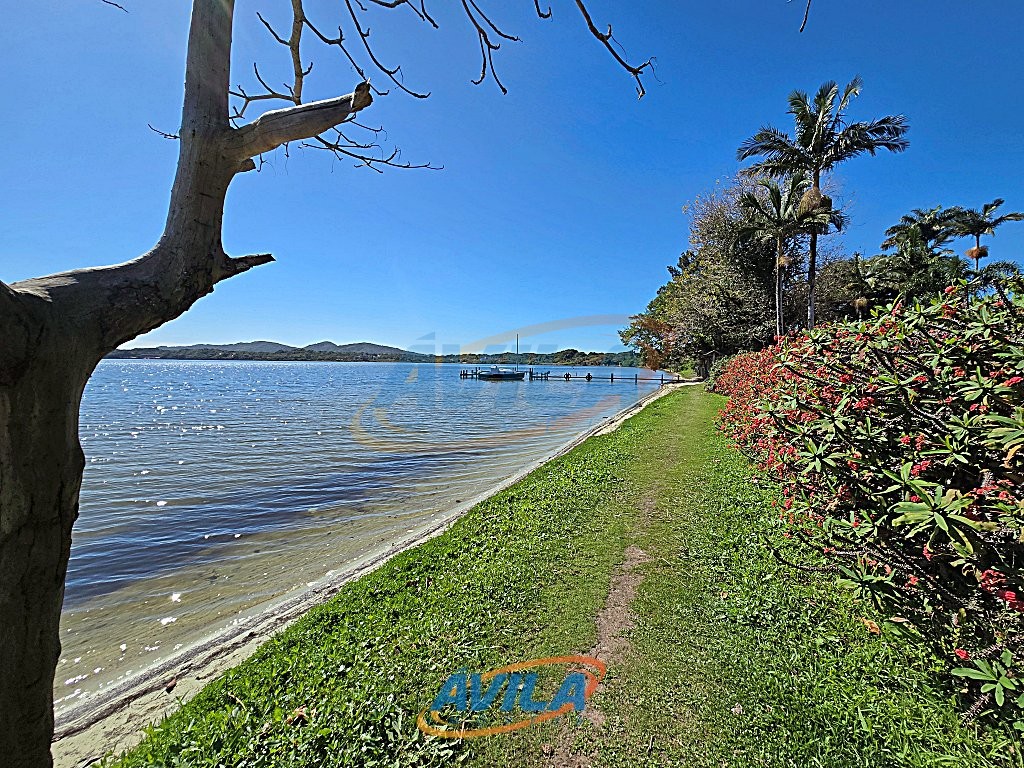 Casa Geminada Codigo 236 a Venda no bairro Lagoa da Conceição na cidade de Florianópolis