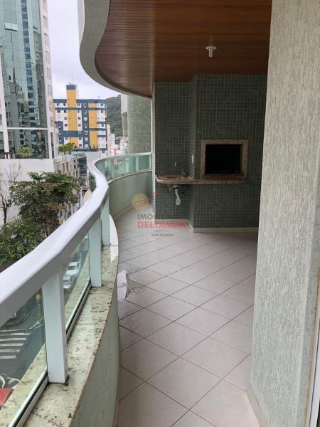 Apartamento Código 641 para Venda MERO no bairro Centro na cidade de Balneário Camboriú 