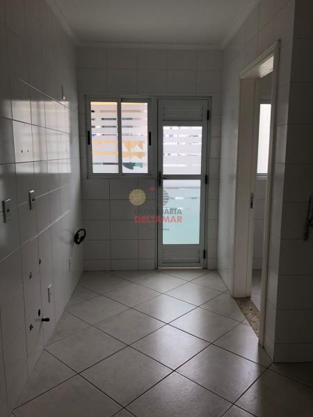 Apartamento Código 641 para Venda MERO no bairro Centro na cidade de Balneário Camboriú 