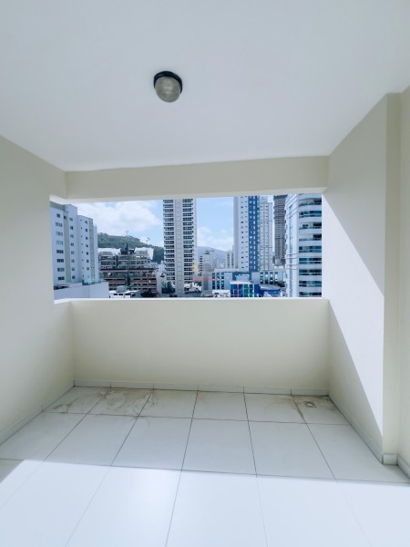 Apartamento Código 759 para alugar no bairro Centro na cidade de Balneário Camboriúna Imobiliária DeltaMar 