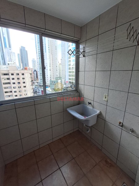 Apartamento Código 776 para alugar no bairro Centro na cidade de Balneário Camboriúna Imobiliária DeltaMar5 