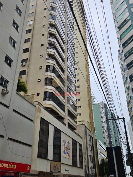 Apartamento Código 823 para alugar PRINCIPE DE GALES no bairro Centro na cidade de Balneário Camboriú 