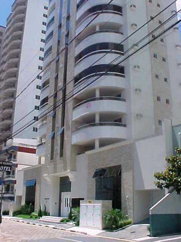 Apartamento Codigo 1451 para Alugar na temporadano bairro Centro na cidade de Balneário Camboriúna Imobiliária DeltaMar Prédio